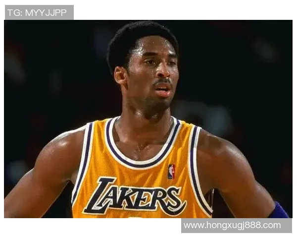 足球传奇科比在绿茵场上的精彩瞬间与不朽风采回顾